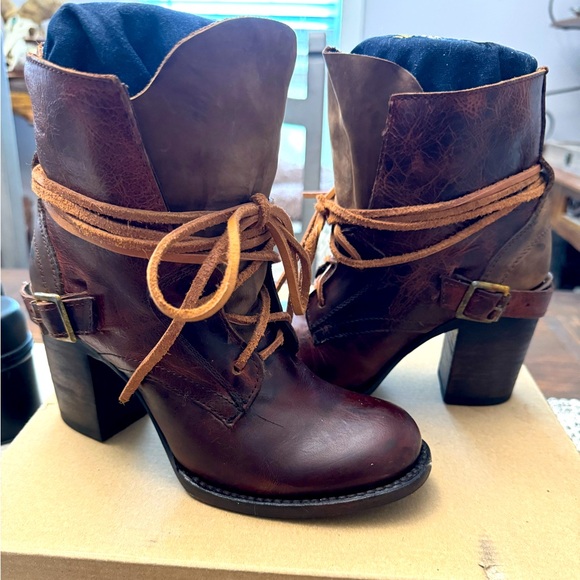 Freebird by Steven Shoes - Freebird boots , style Billy size 7